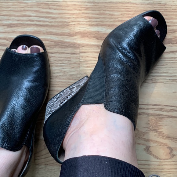 Great Shoes Corso Como All Leather Black and Animal print heel booties - Picture 12 of 12